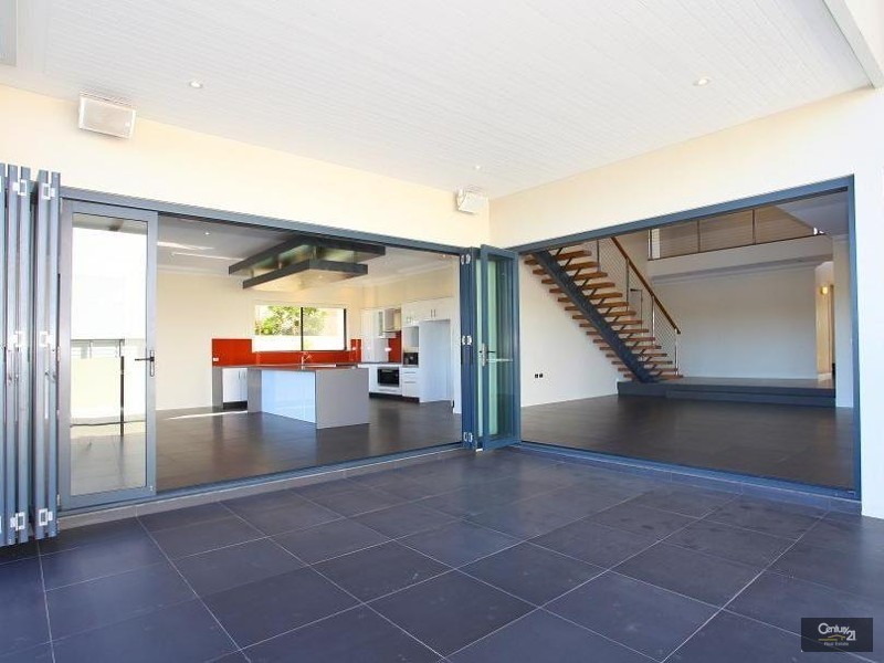 2017 The Boulevarde, Benowa QLD 4217