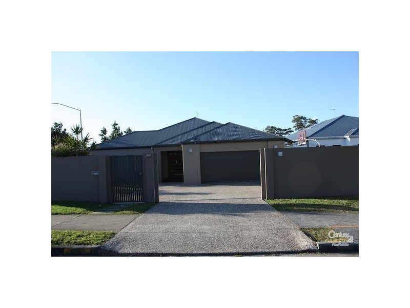 109 Heeb Street, Benowa QLD 4217