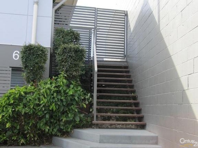 183 Currumburra Road, Ashmore QLD 4214