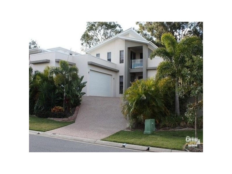 1013 Lakeview Tce, Benowa QLD 4217