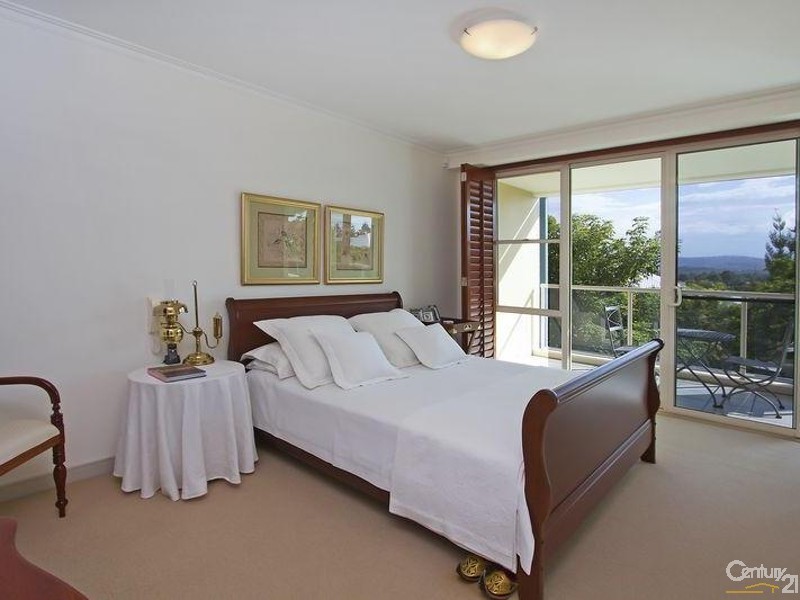 4151 Archer Hill, Benowa QLD 4217