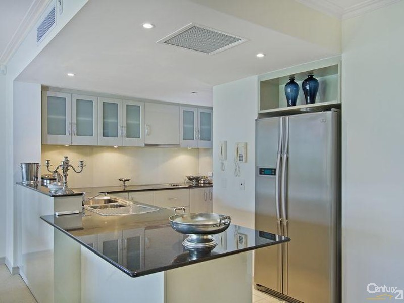 4151 Archer Hill, Benowa QLD 4217