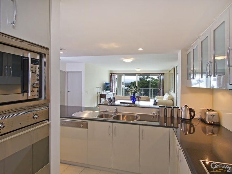 4151 Archer Hill, Benowa QLD 4217