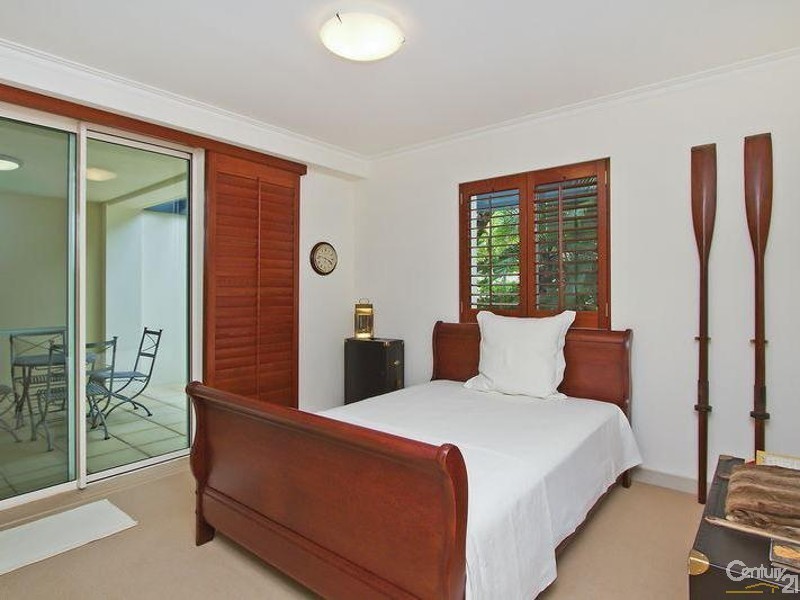 4151 Archer Hill, Benowa QLD 4217