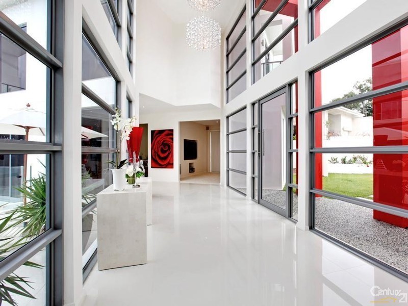 5003 Riverwood Grove, Benowa QLD 4217