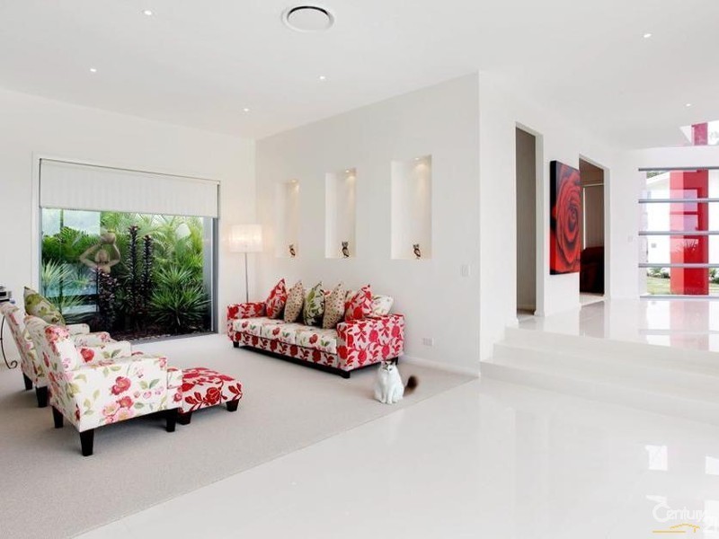 5003 Riverwood Grove, Benowa QLD 4217