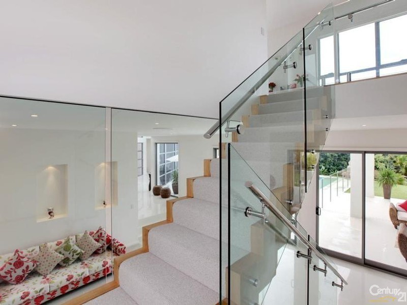 5003 Riverwood Grove, Benowa QLD 4217