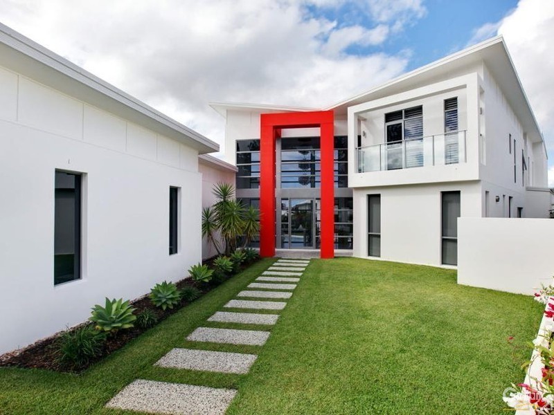 5003 Riverwood Grove, Benowa QLD 4217