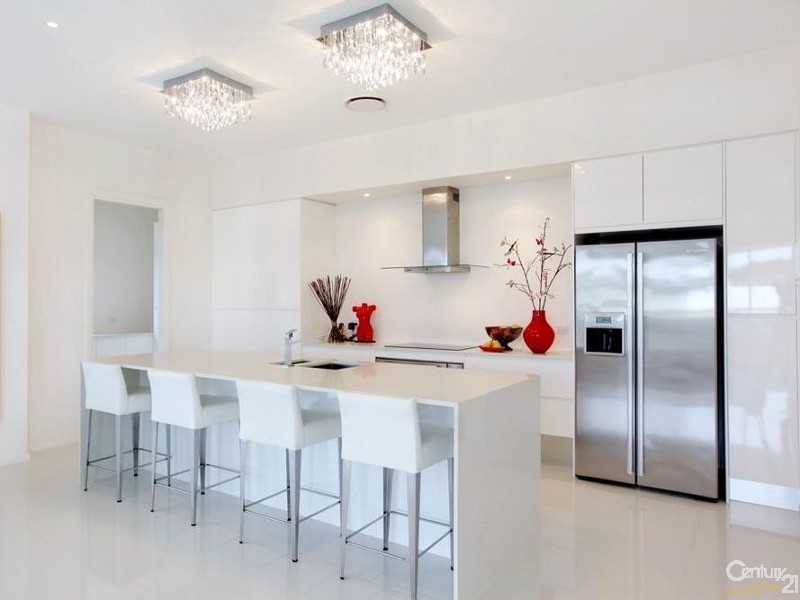 5003 Riverwood Grove, Benowa QLD 4217