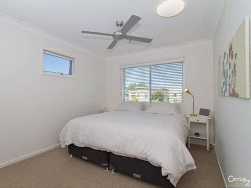 5001 Riverwood Grove, Benowa QLD 4217