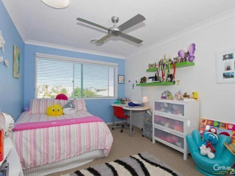 5001 Riverwood Grove, Benowa QLD 4217