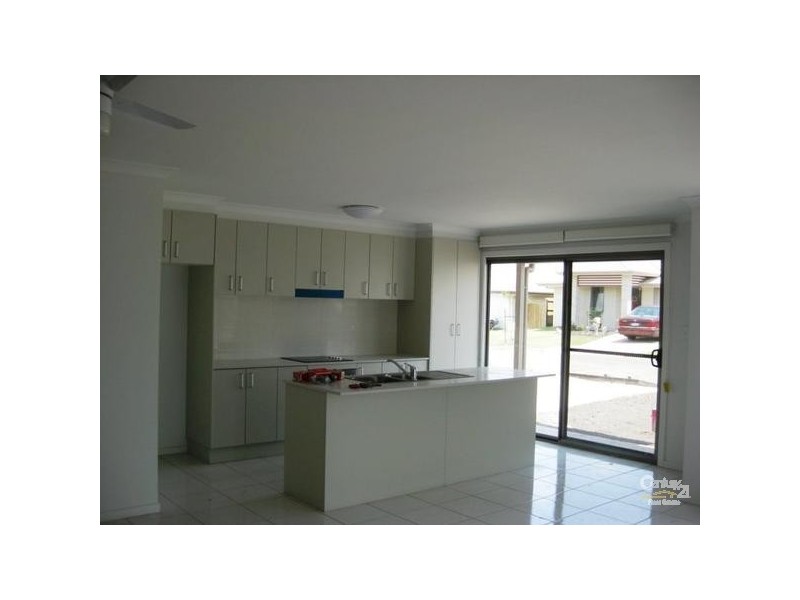 18/1 Niccy Road, Coomera QLD 4209