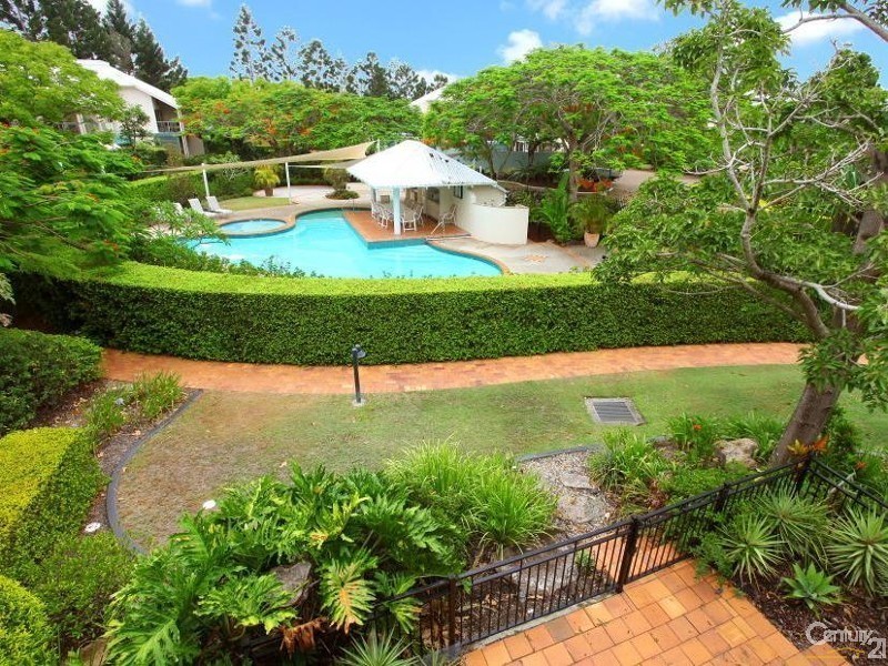 2124 South Shields, Benowa QLD 4217