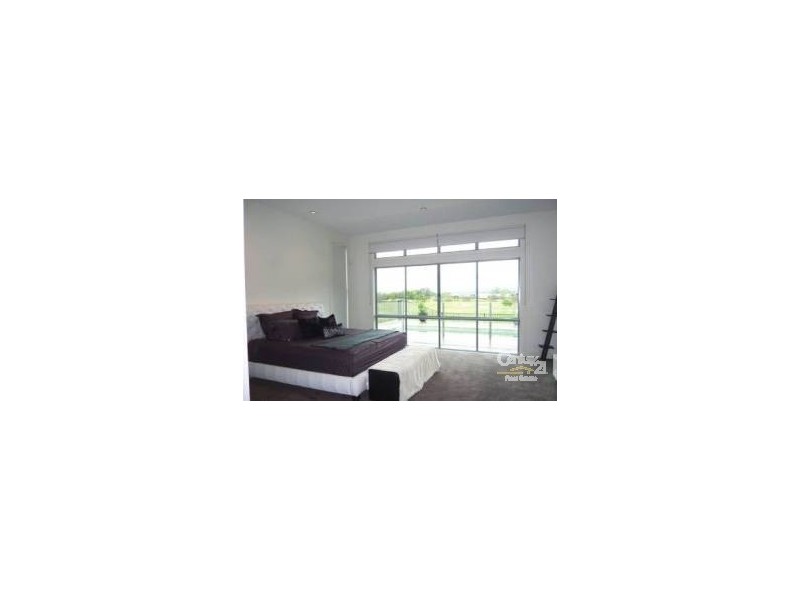 2008 The Boulevarde, Benowa QLD 4217