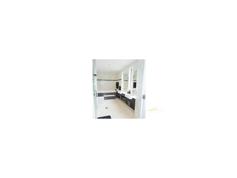 2008 The Boulevarde, Benowa QLD 4217