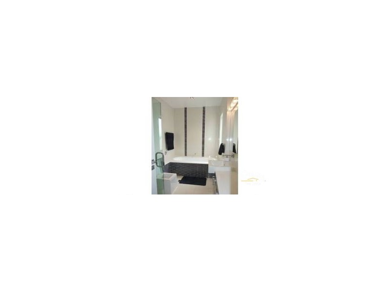 2008 The Boulevarde, Benowa QLD 4217