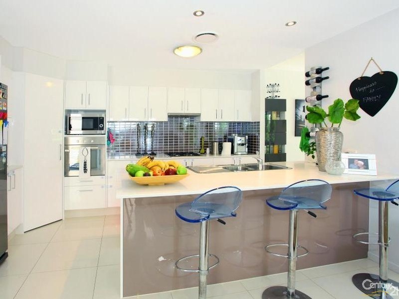 8003b Vista Drive, Benowa QLD 4217