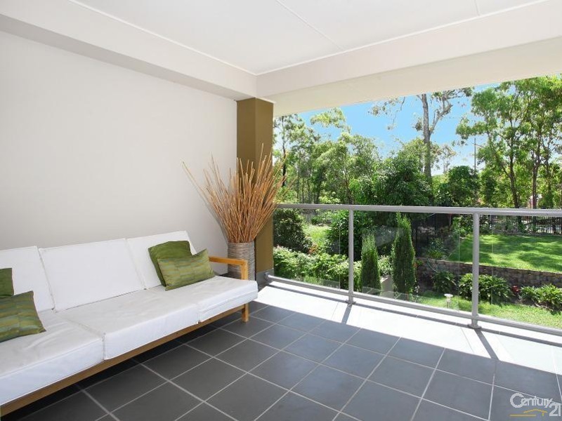 8003b Vista Drive, Benowa QLD 4217