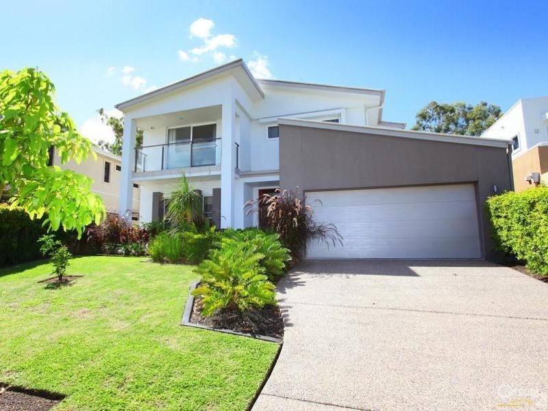 1015 Lakeview Tce, Benowa QLD 4217