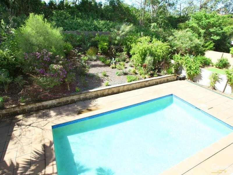 1015 Lakeview Tce, Benowa QLD 4217