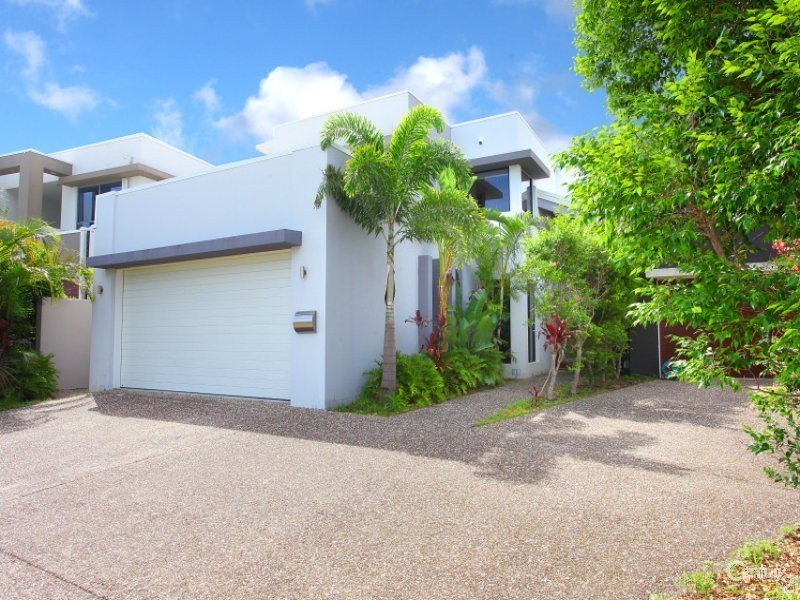 7022A Circa Vista Drive, Benowa QLD 4217