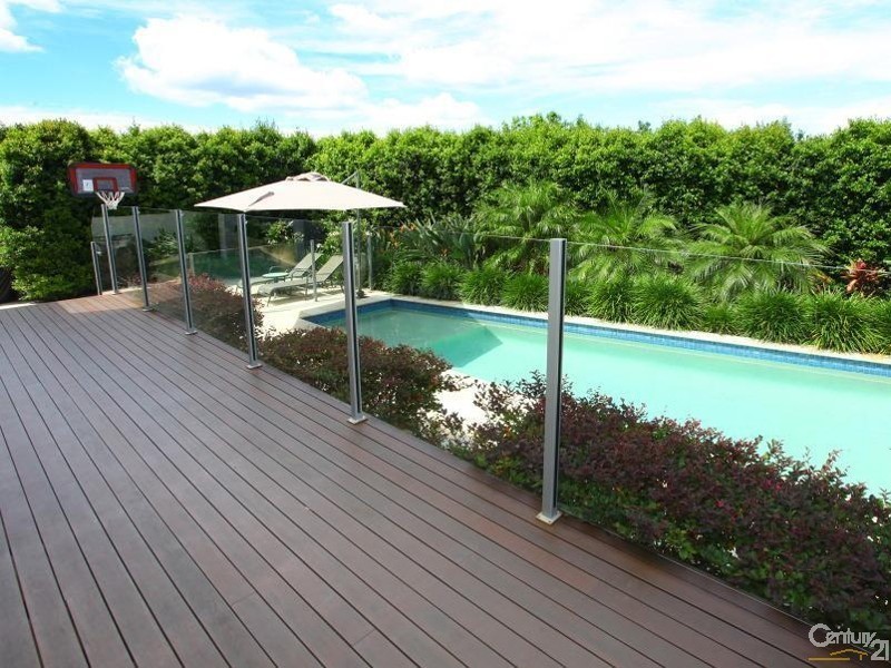 5002 Riverwood Grove, Benowa QLD 4217