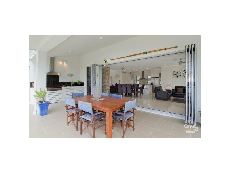 4026b The Boulevarde, Benowa QLD 4217