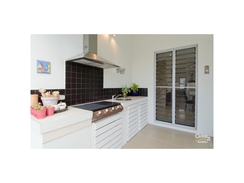 4026b The Boulevarde, Benowa QLD 4217