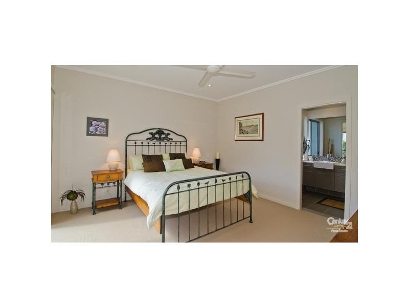 4026b The Boulevarde, Benowa QLD 4217
