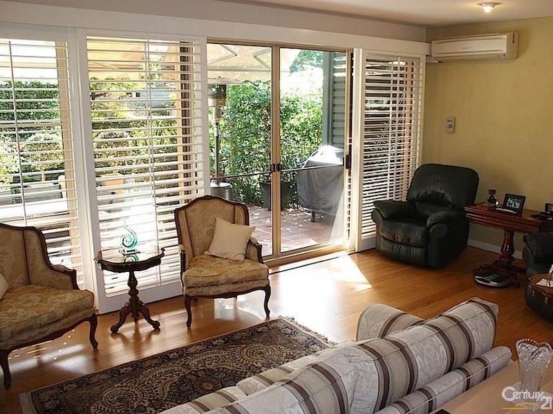 2132 South Shields, Benowa QLD 4217