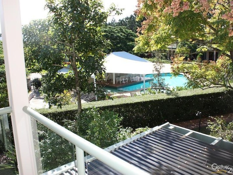 2132 South Shields, Benowa QLD 4217