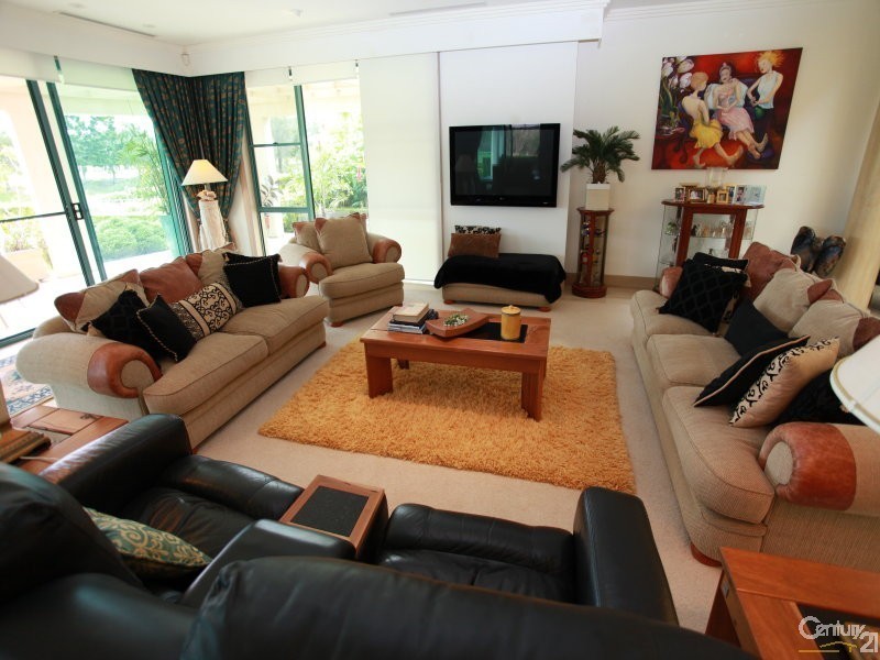 5105 Chalons Field, Benowa QLD 4217