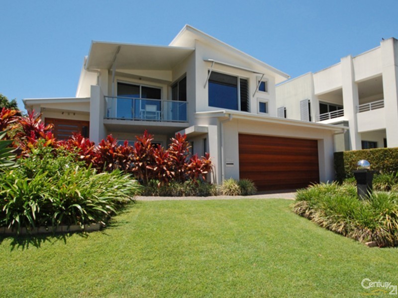 1002 Lakeview Tce., Benowa QLD 4217