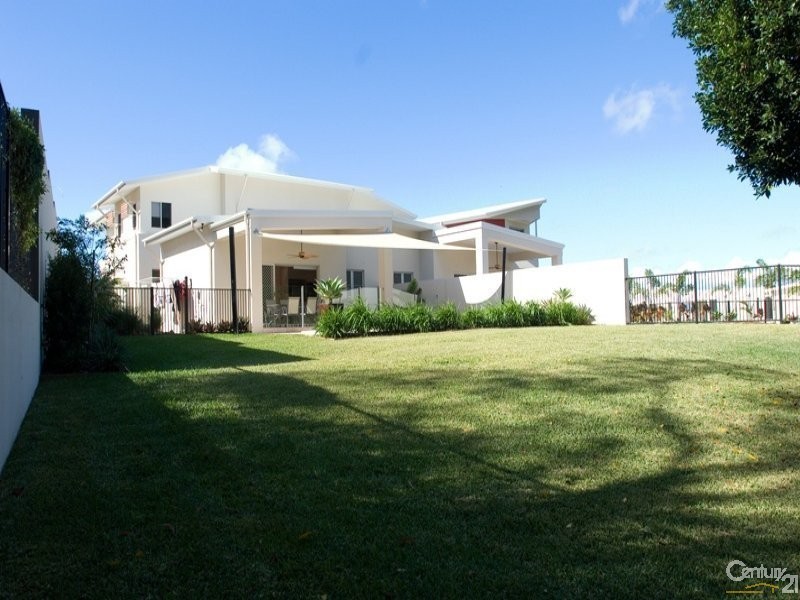 7015b Circa Vista, Benowa QLD 4217