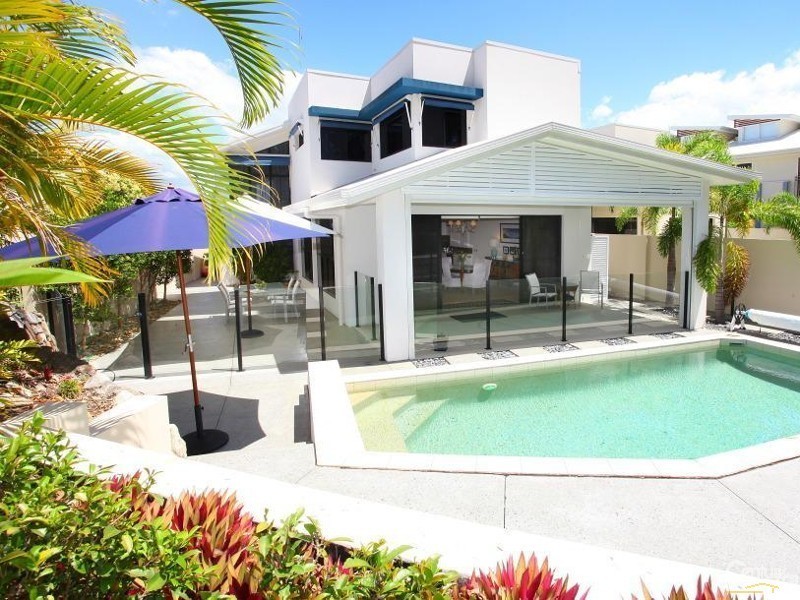 2/7026 Vista Drive, Benowa QLD 4217