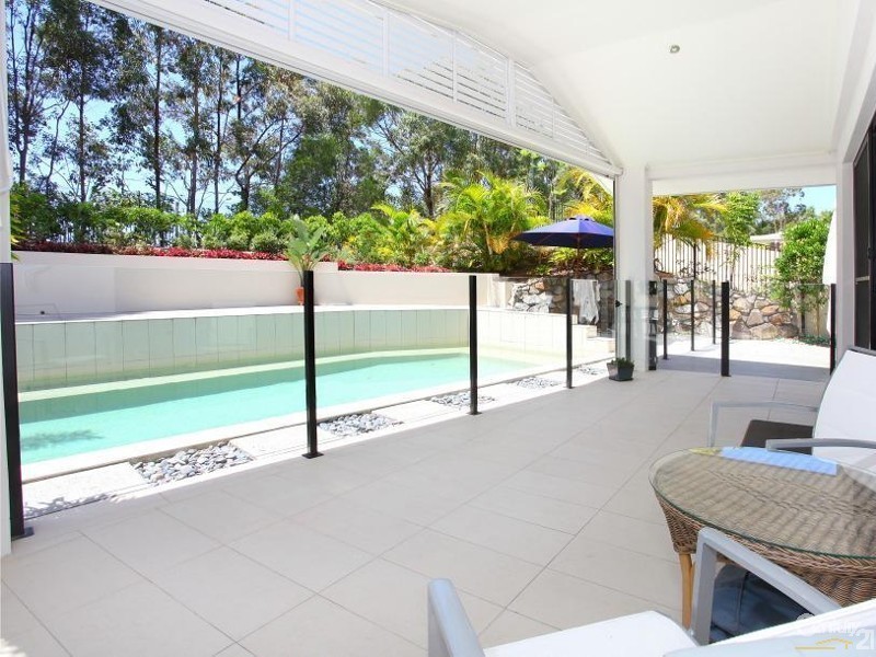 2/7026 Vista Drive, Benowa QLD 4217