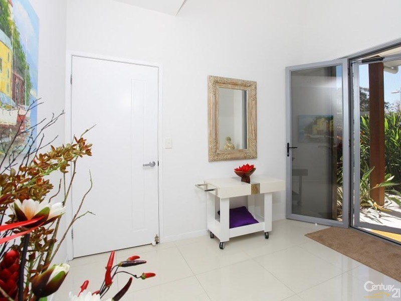 5023a Riverwood Grove, Benowa QLD 4217
