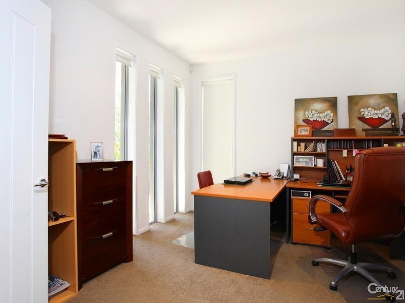 5023a Riverwood Grove, Benowa QLD 4217