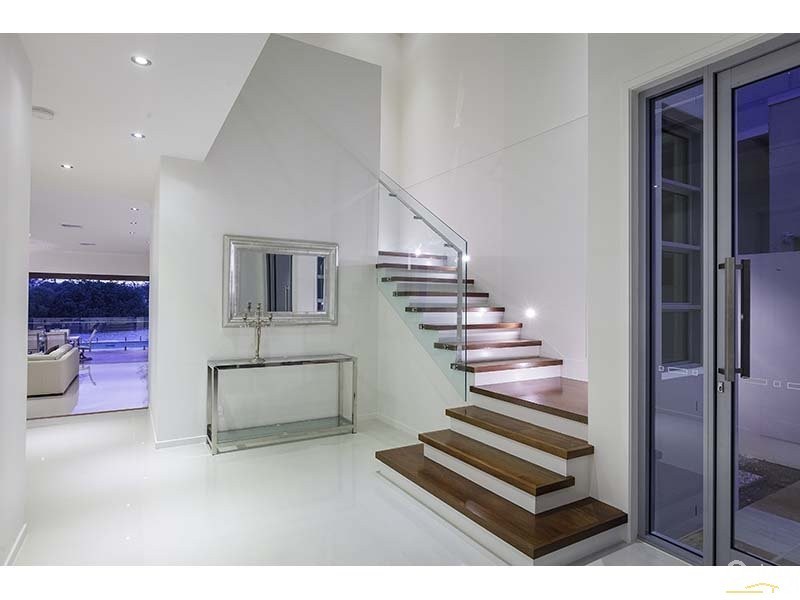 3032b The Boulevarde, Benowa QLD 4217