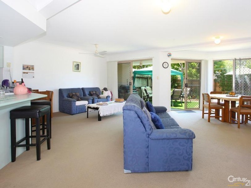 85/88 Cotlew Street East, Southport QLD 4215