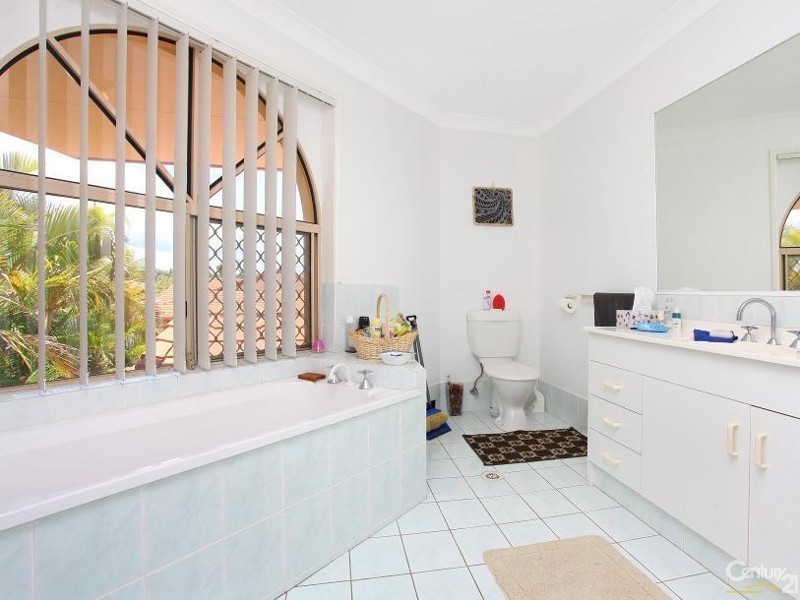 85/88 Cotlew Street East, Southport QLD 4215