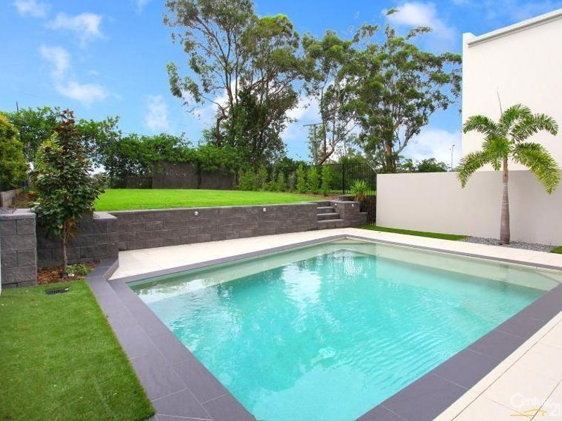 7022A Circa Vista Drive, Benowa QLD 4217