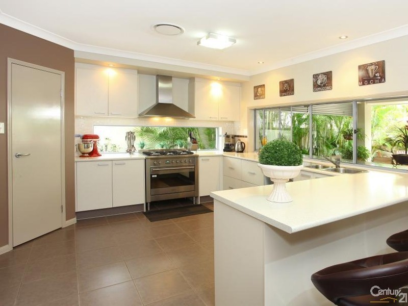 1006 Lakeview Tce., Benowa QLD 4217