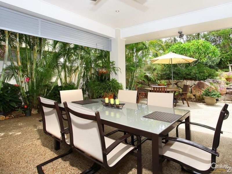 1006 Lakeview Tce., Benowa QLD 4217