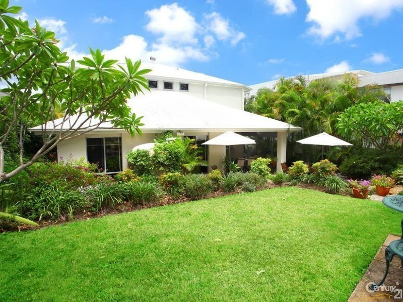 1006 Lakeview Tce., Benowa QLD 4217