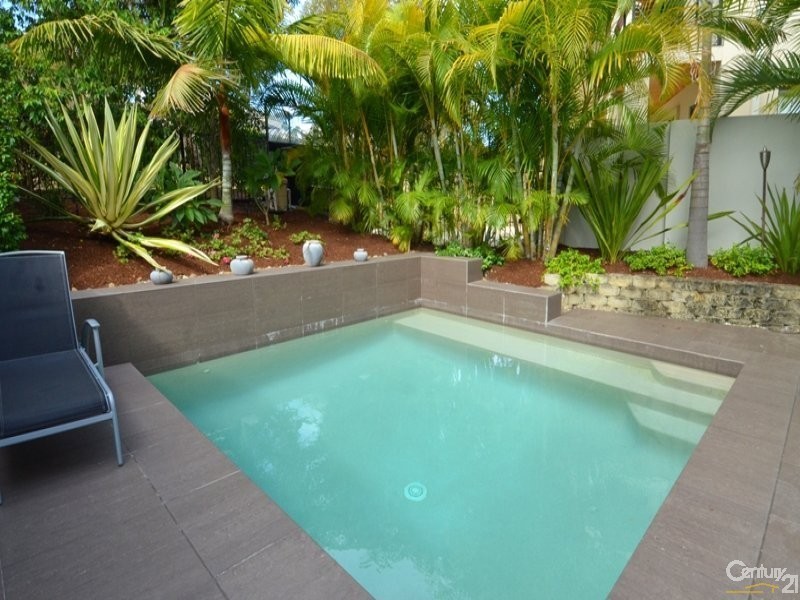 6008A The Boulevarde, Benowa QLD 4217