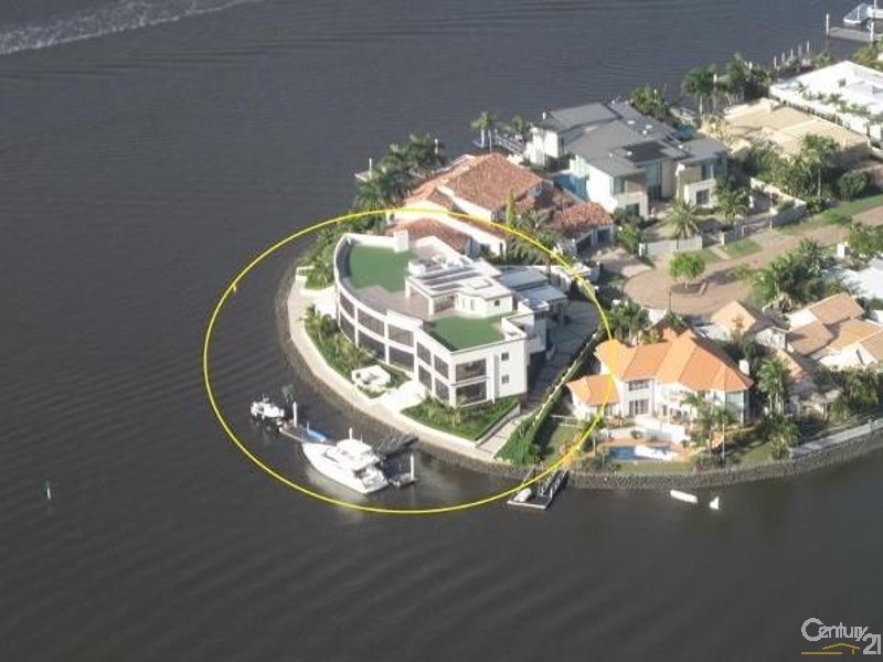 7313 Bayside Close, Sanctuary Cove QLD 4212