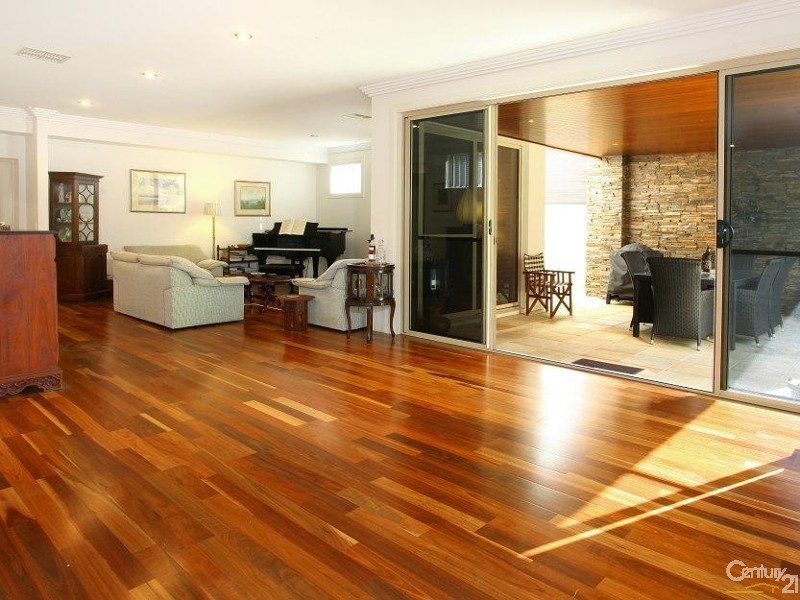 1010 Lakeview Tce, Benowa QLD 4217