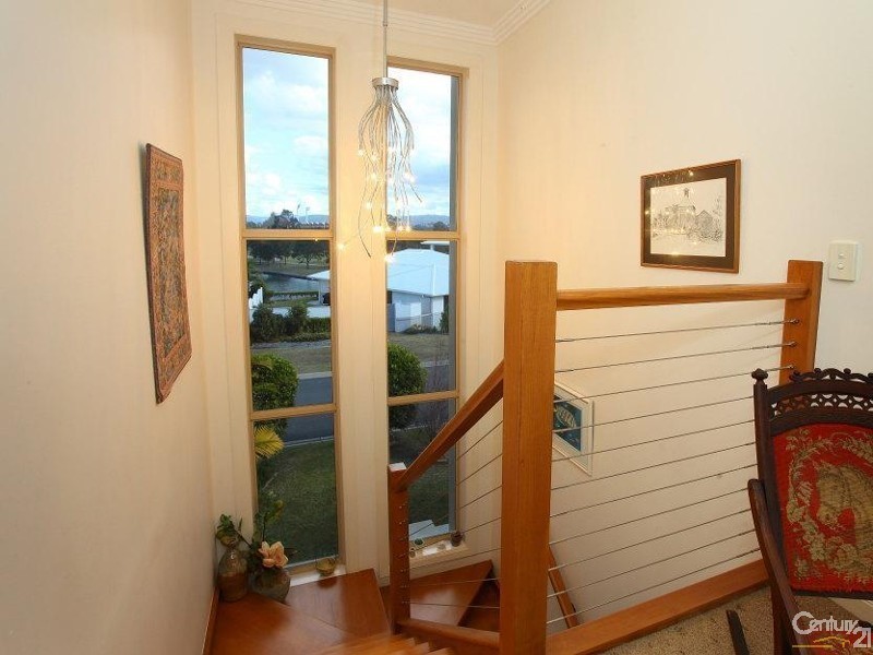 1010 Lakeview Tce, Benowa QLD 4217
