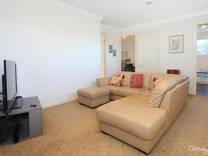 1010 Lakeview Tce, Benowa QLD 4217